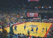 开云体育中国-塞恩斯绝地反击，雷诺车队史诗逆转威廉姆斯