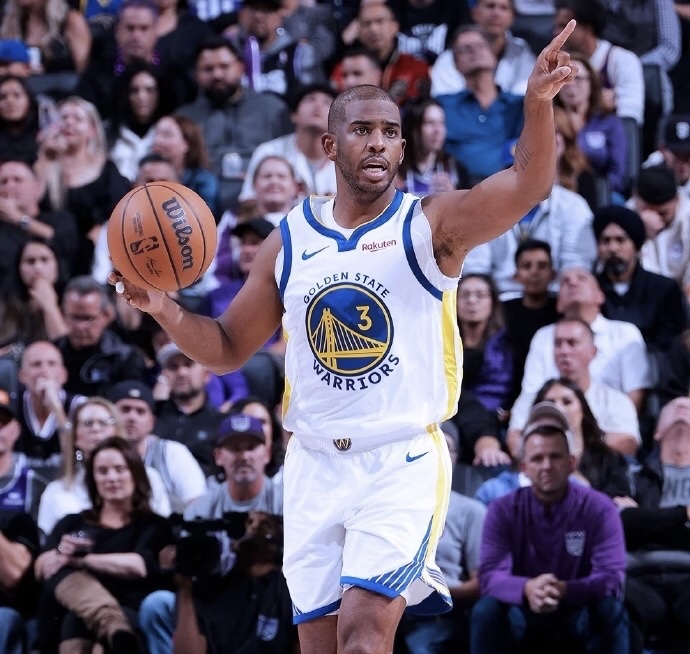 76人血洗湖人B队，保罗高光表现的简单介绍