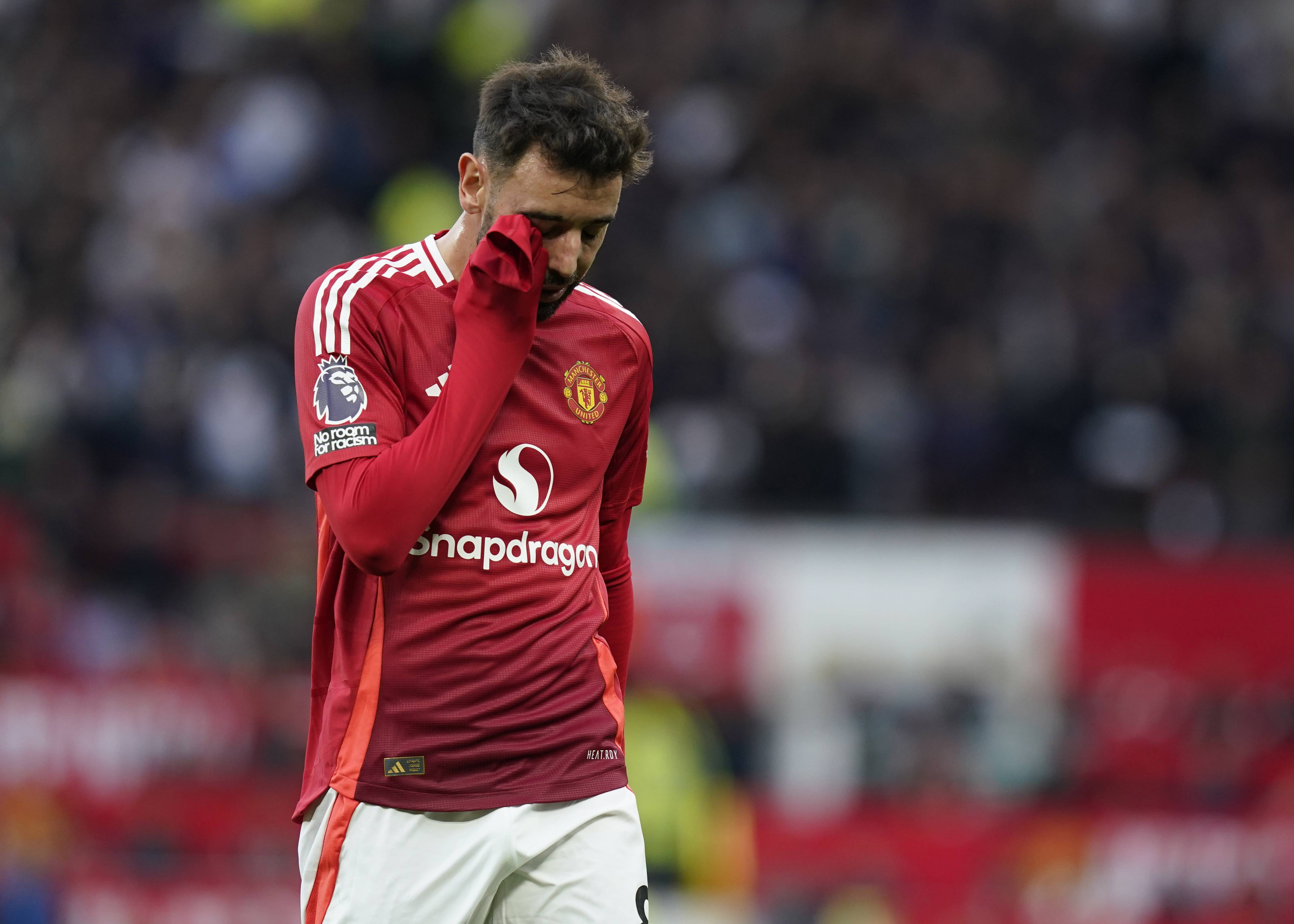 曼联惨遭淘汰,球迷惋惜不已的简单介绍 曼联惨遭淘汰,球迷惋惜不已的简单介绍