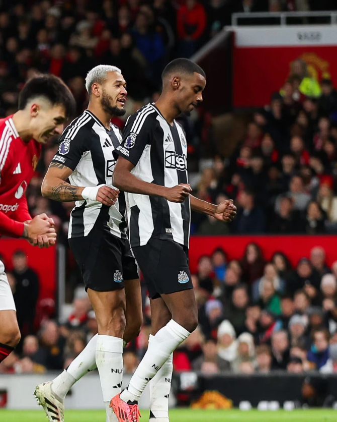 关于曼联逆转击败切尔西,取得胜利的信息 关于曼联逆转击败切尔西,取得胜利的信息