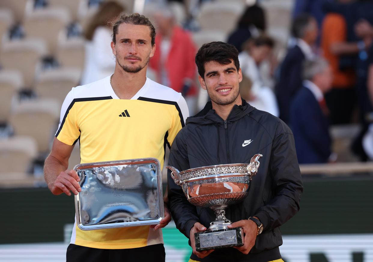 包含美网完胜蒙特卡洛大师赛,兹维列夫带队取胜的词条 包含美网完胜蒙特卡洛大师赛,兹维列夫带队取胜的词条